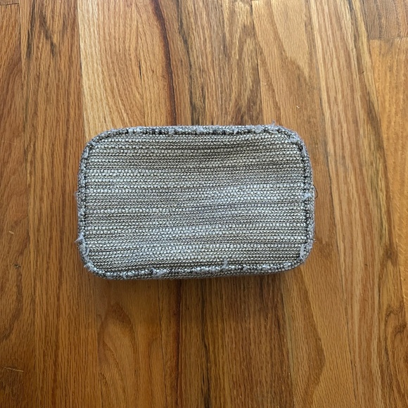 CHANEL Holiday 2022 Cosmetic Clutch Bag Grey Silver Tweed Pouch NO PRODUCTS - Picture 4 of 5